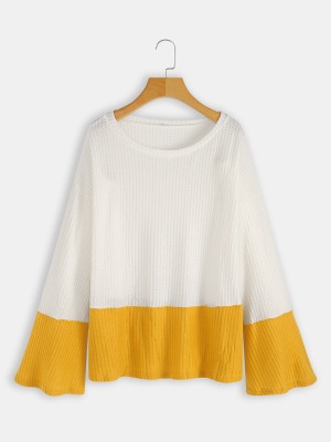 Plus Size Contrast Color One Shoulder Bell Sleeve Knit Sweaters